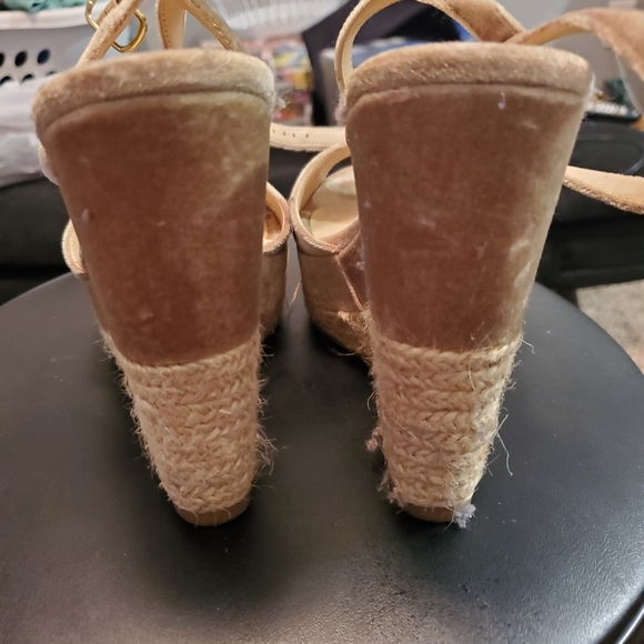 Wedges - Picture 2 of 3